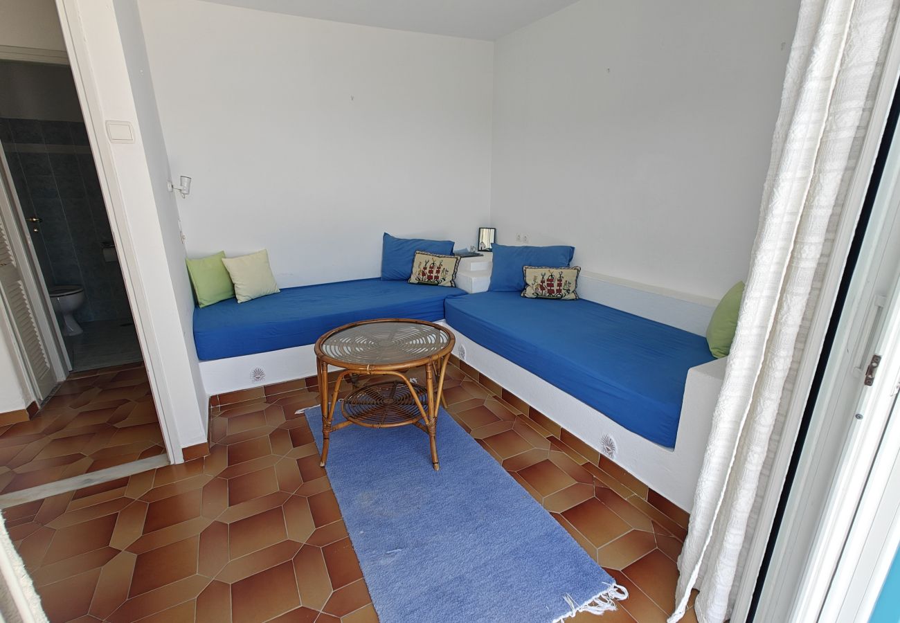 Villa in Skiathos - Villa Eirini, bright and airy 4-bedroomed villa with magical seaviews