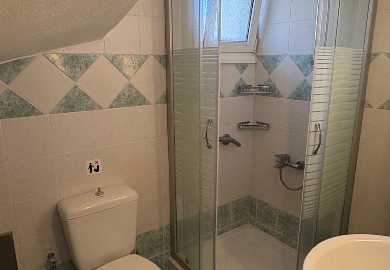 Villa in Kalivia - Roni – Spacious 3-Bedroom Villa with a Lovely Pool