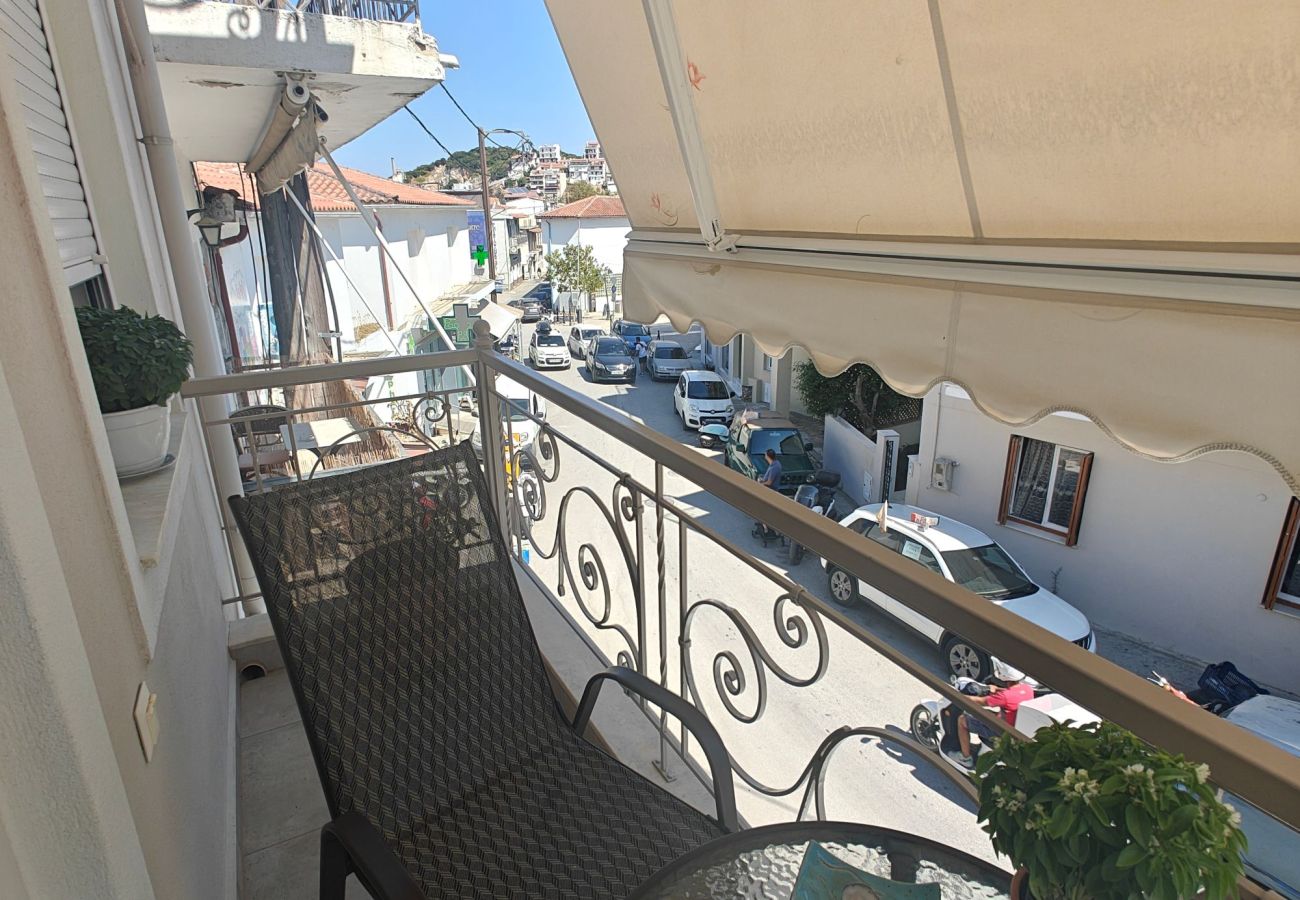 Apartment in Skiathos - Alexia City Nest, Lovely apartment for 5 in the center of town