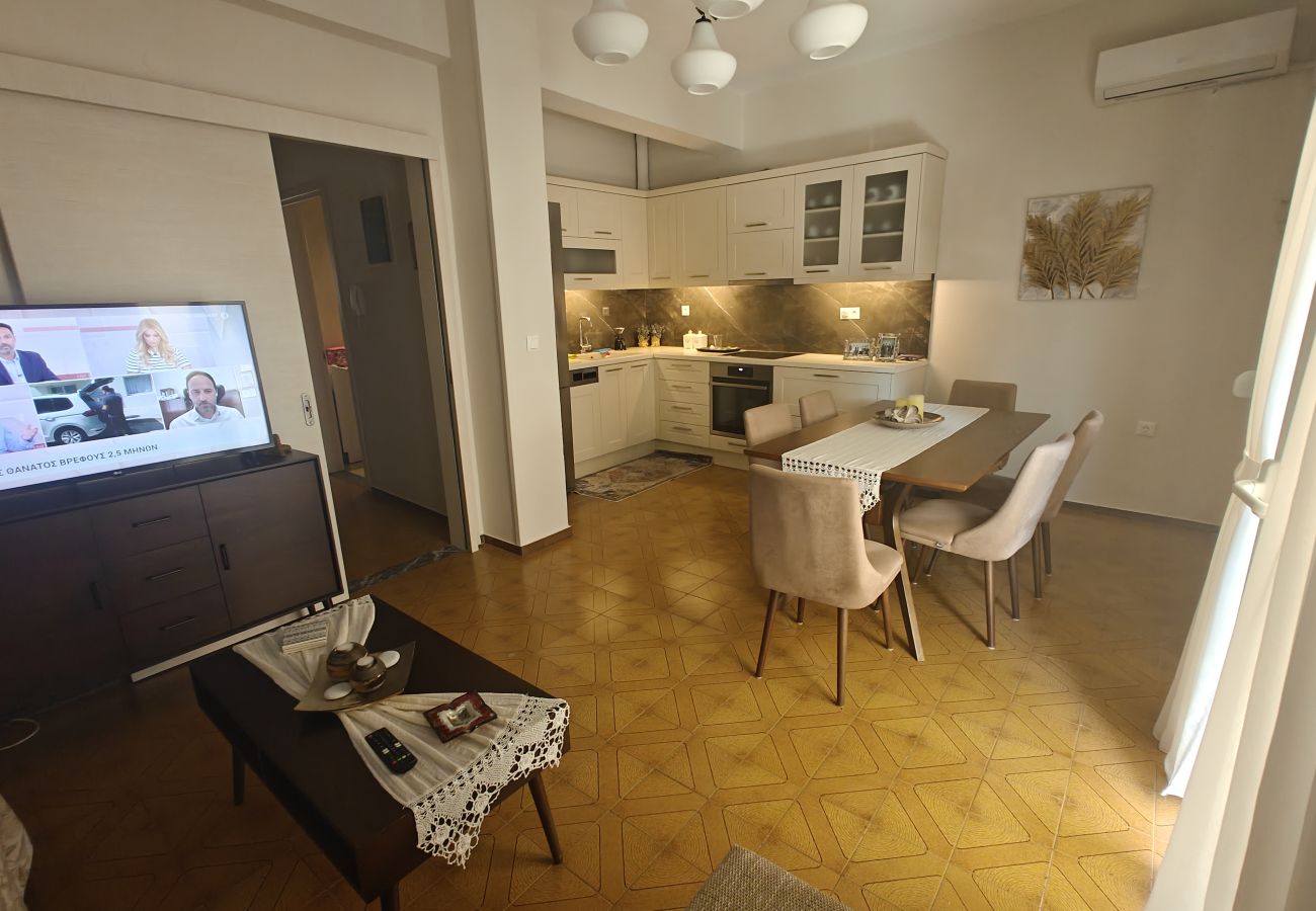 Apartment in Skiathos - Alexia City Nest, Lovely apartment for 5 in the center of town