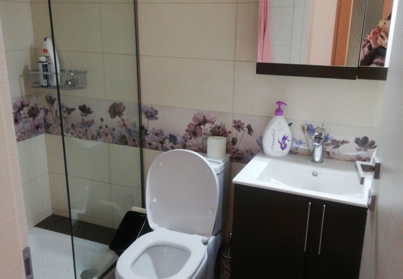 Apartment in Skiathos - Alexia City Nest, Lovely apartment for 5 in the center of town