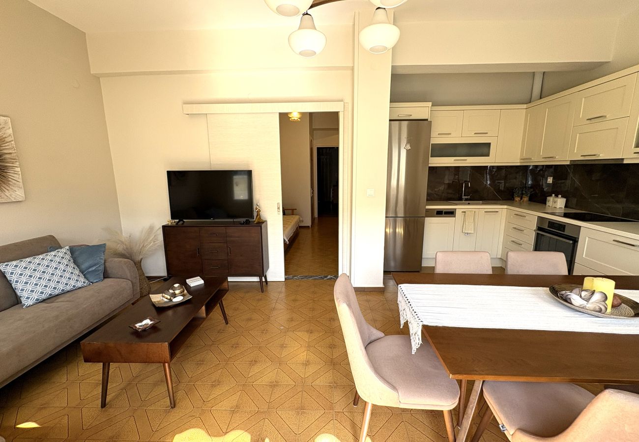 Apartment in Skiathos - Alexia City Nest, Lovely apartment for 5 in the center of town