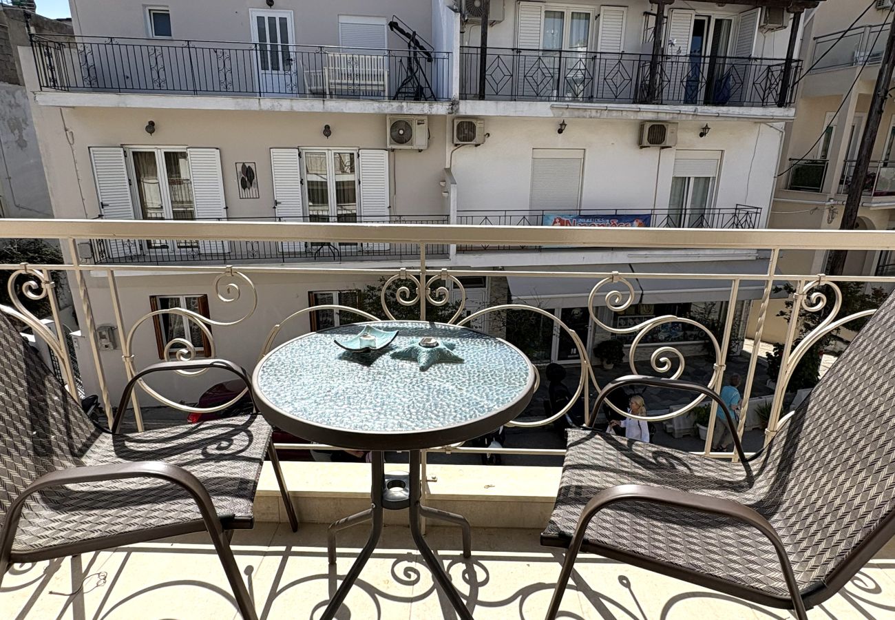 Apartment in Skiathos - Alexia City Nest, Lovely apartment for 5 in the center of town