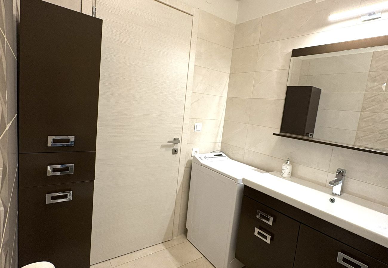Apartment in Skiathos - Alexia City Nest, Lovely apartment for 5 in the center of town