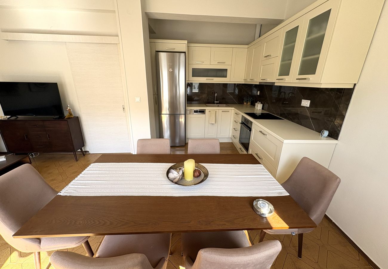 Apartment in Skiathos - Alexia City Nest, Lovely apartment for 5 in the center of town
