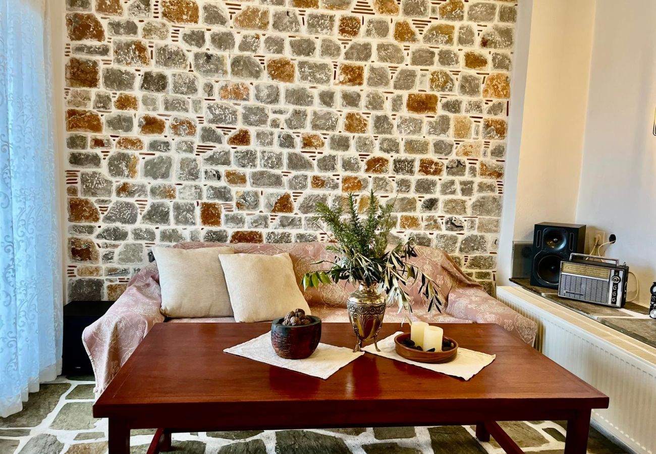 House in Skiathos - Fournakia for 4, eco-home